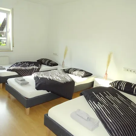 Apartament Schoene Bis 6 Personen - Zentral - Wlan - Kueche - Tv